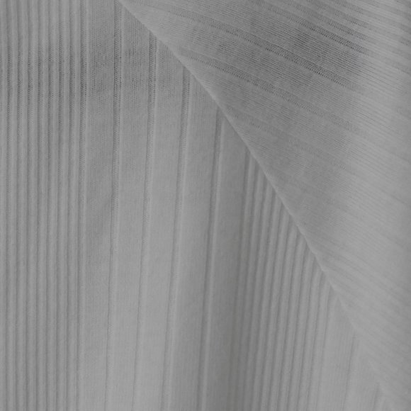 White Peasant Style Guess Top Size L - Picture 7 of 9